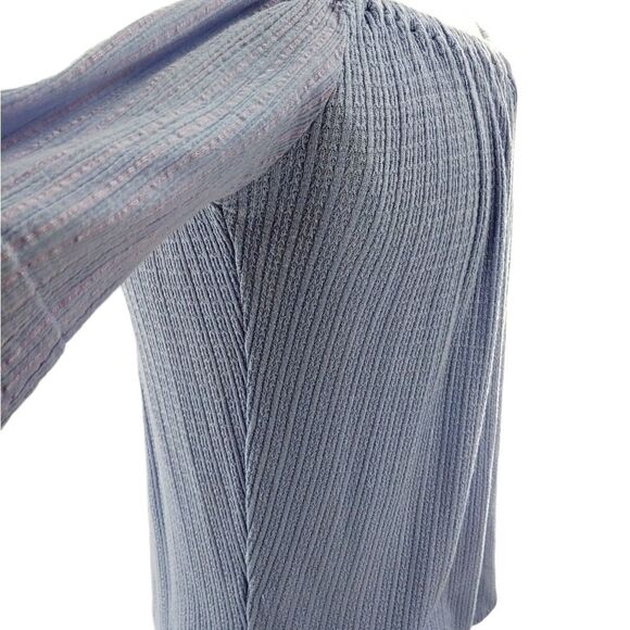 Lucky Brand 3/4 sleeve top in periwinkle small - Picture 3 of 11